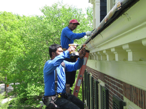 Gutter Maintenance Tips to Prevent Costly Repairs